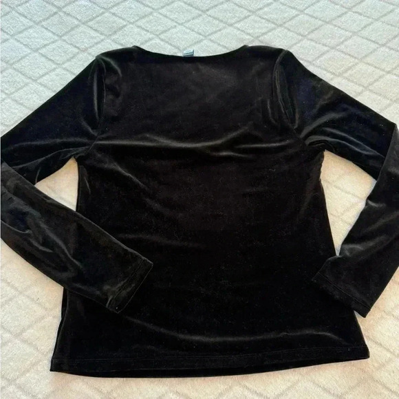 NWT old Navy black velour/velvet top size large - Picture 5 of 6